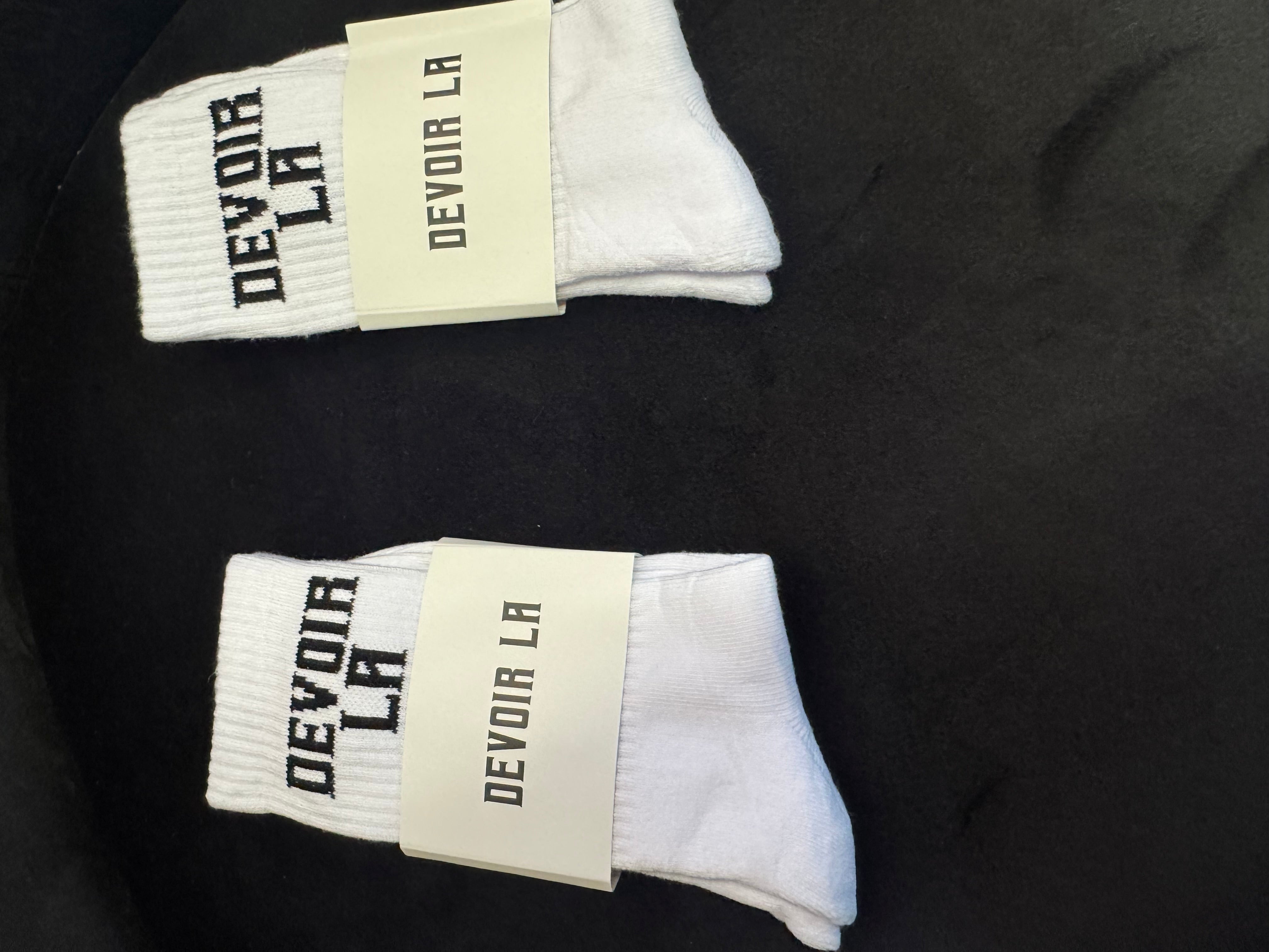 Devoir LA socks