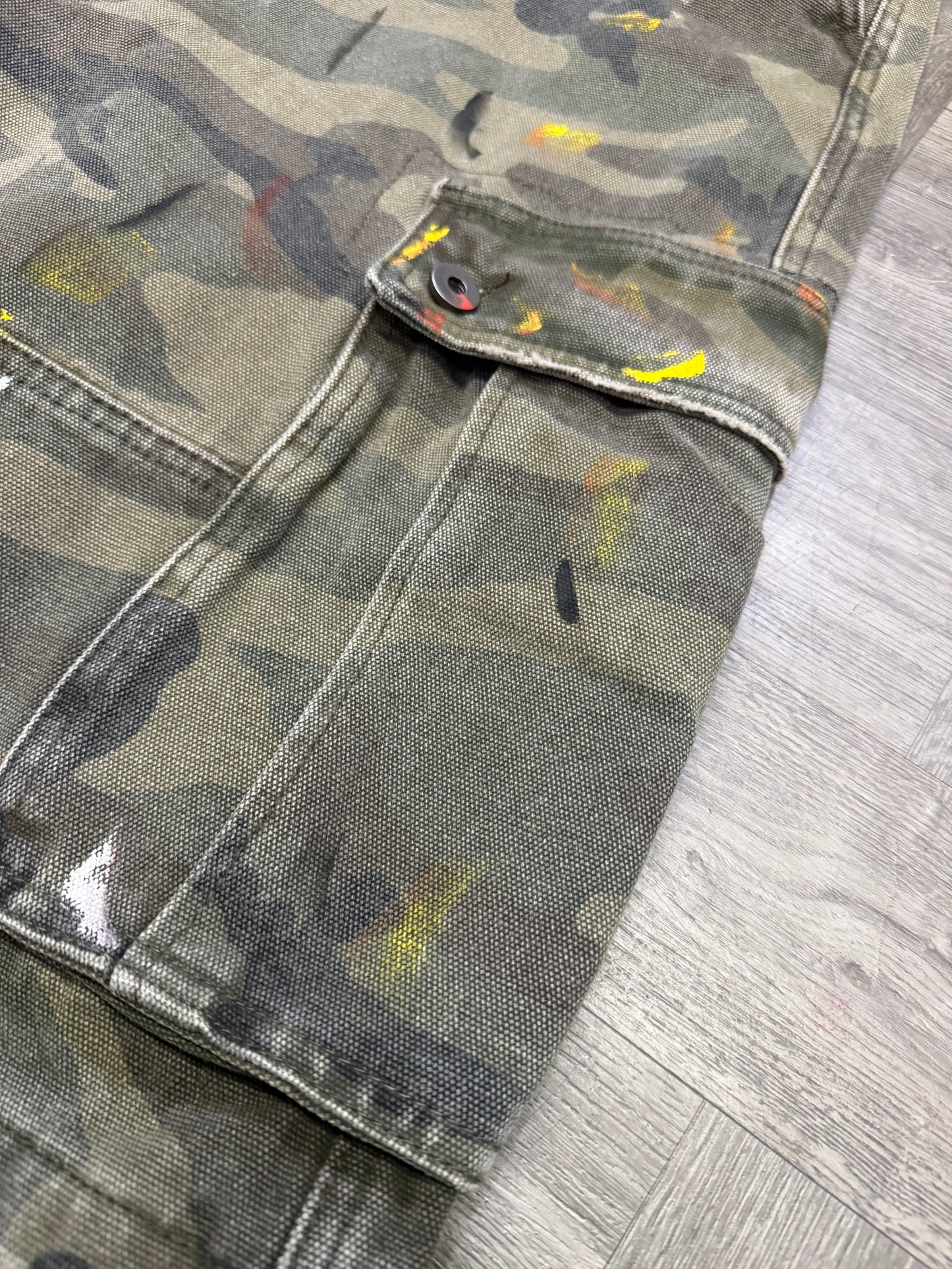 CODE CAMO CARGO SHORTS