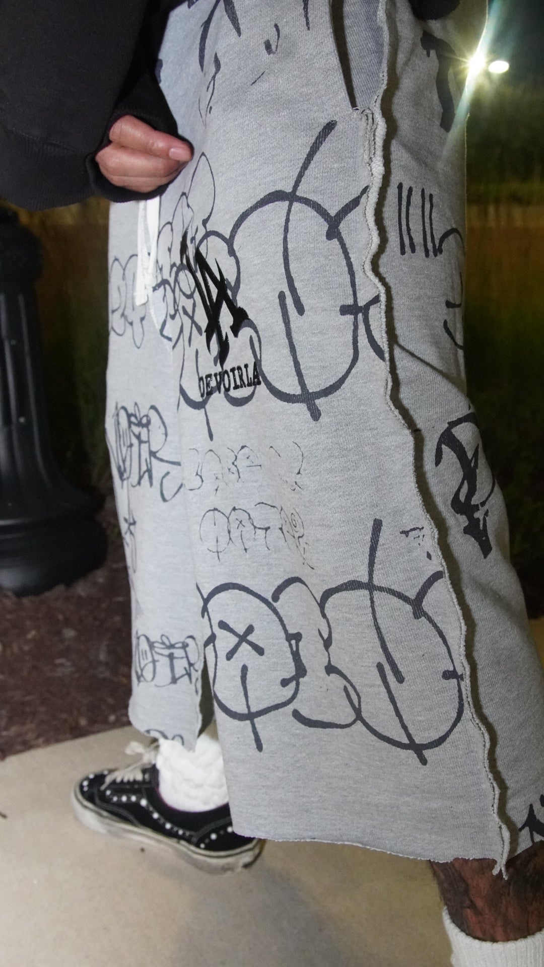 Graffiti 3/4 Shorts